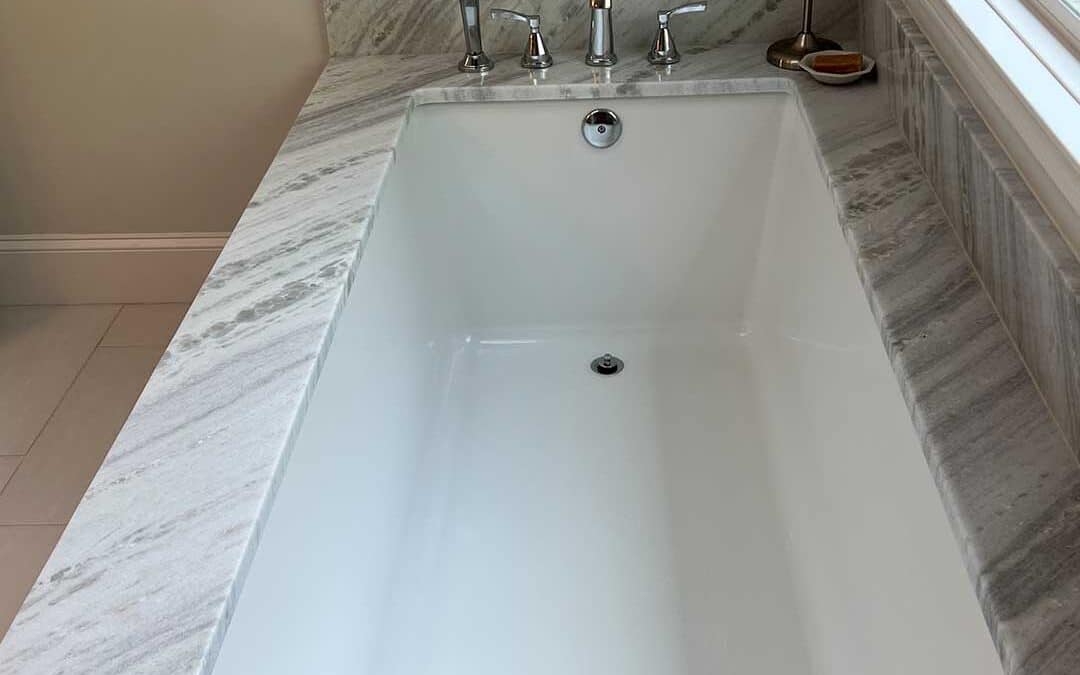 Classic Bathroom Remodel – Soft White & Gray Marble